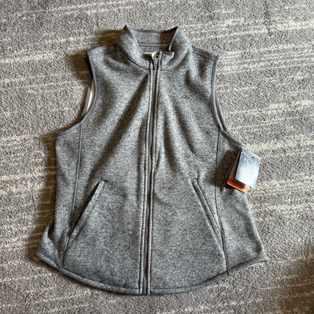 Ridgecut Gray and Cream Sweater